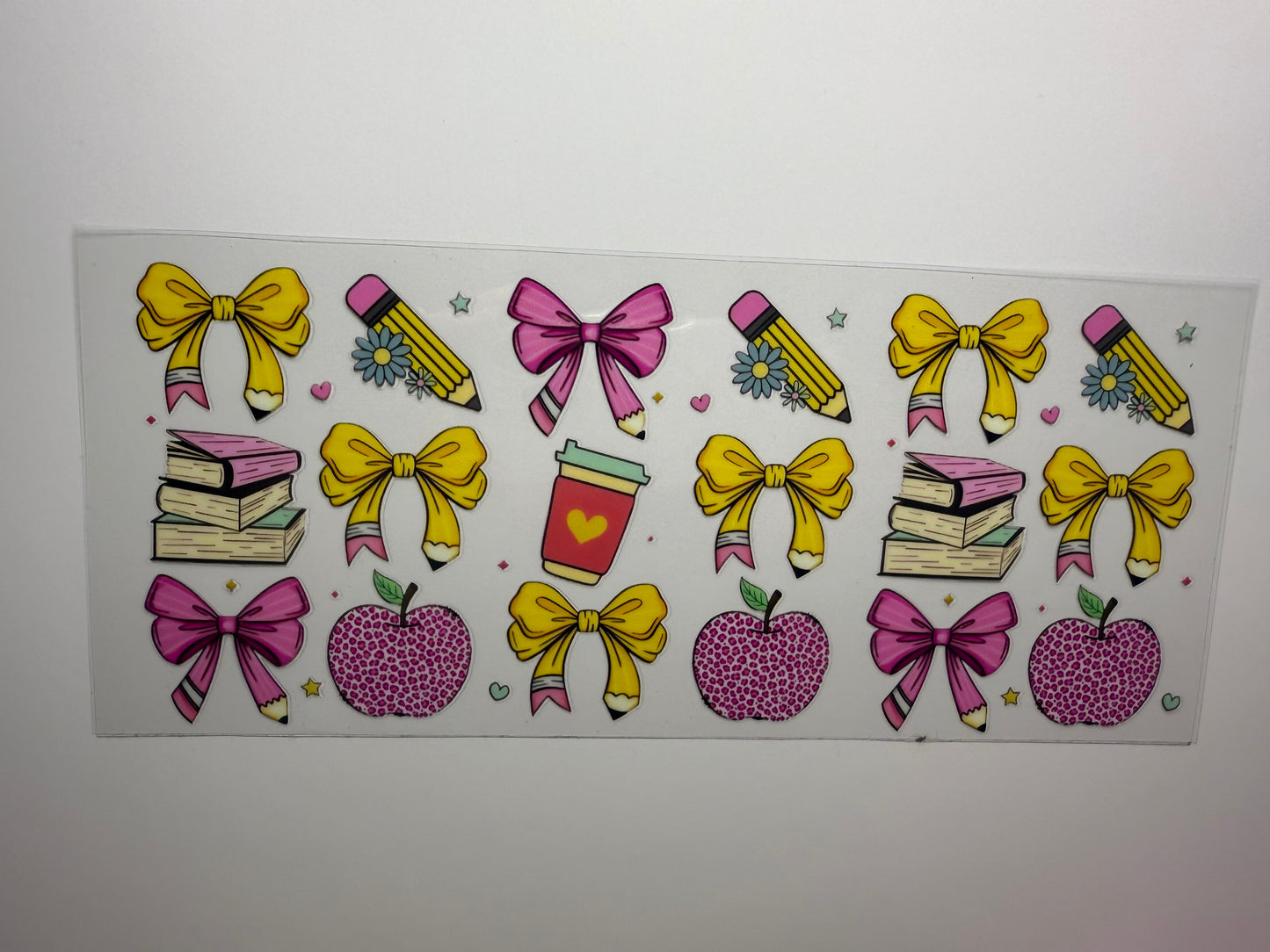 Apples & Bows